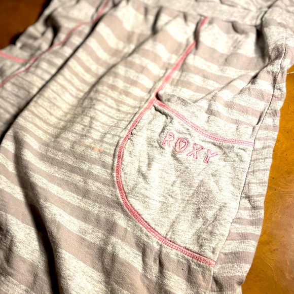 Roxy Beach Pullover - Picture 4 of 7